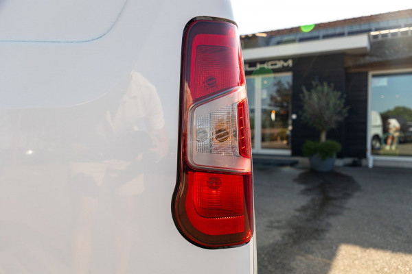 Peugeot Partner 1.2 PureTech 110 PK Premium Airco I Cruise I CarPlay I Android I Parkeersensoren I NAP