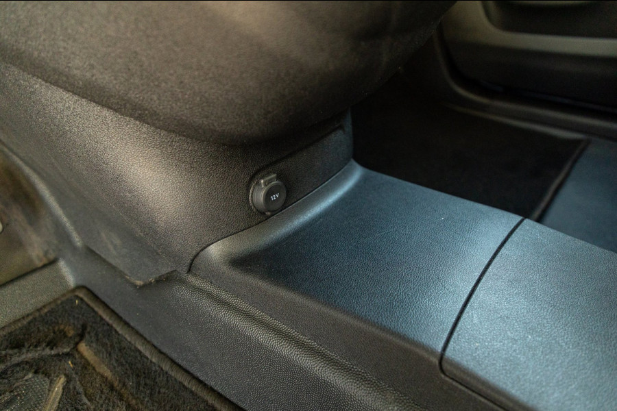 Peugeot Partner 1.2 PureTech 110 PK Premium Airco I Cruise I CarPlay I Android I Parkeersensoren I NAP
