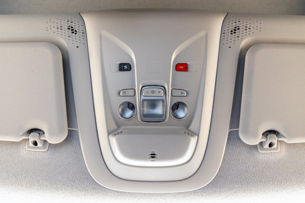 Peugeot Partner 1.2 PureTech 110 PK Premium Airco I Cruise I CarPlay I Android I Parkeersensoren I NAP
