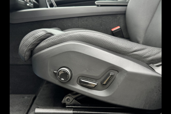 Volvo XC60 2.0 T8 Pano | Trekhaak | Pilot Assist | Carplay | Long Range | Camera | Elektrische stoelen | Plug-in hybrid | Facelift