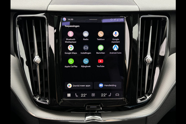 Volvo XC60 2.0 T8 Pano | Trekhaak | Pilot Assist | Carplay | Long Range | Camera | Elektrische stoelen | Plug-in hybrid | Facelift