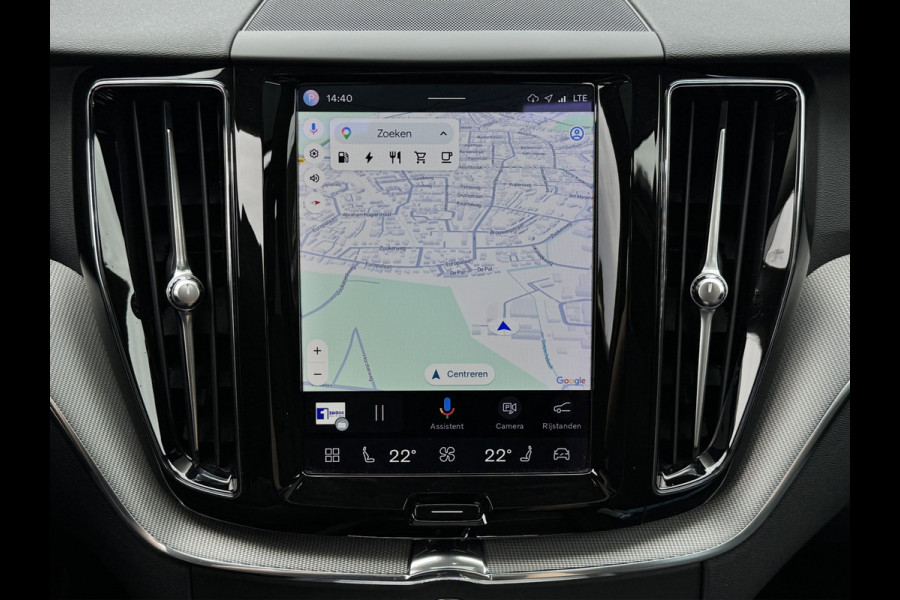 Volvo XC60 2.0 T8 Pano | Trekhaak | Pilot Assist | Carplay | Long Range | Camera | Elektrische stoelen | Plug-in hybrid | Facelift