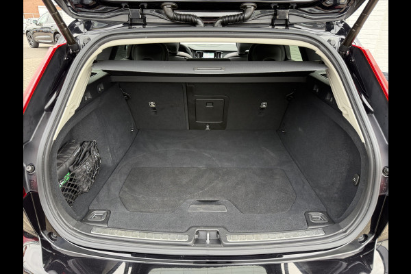 Volvo V60 2.0 B4 Plus Dark | CarPlay | ACC | H/K Audio | Memory | 19 inch