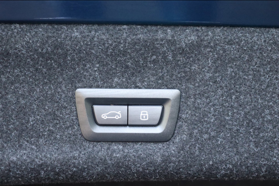 BMW 3-serie 330e xDrive Tansanitblau HUD ambiance verl M-Sport Pro leer+vw stuurverw el.klep camera's