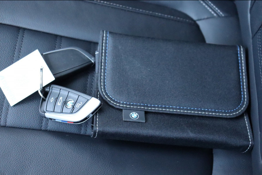 BMW 3-serie 330e xDrive Tansanitblau HUD ambiance verl M-Sport Pro leer+vw stuurverw el.klep camera's
