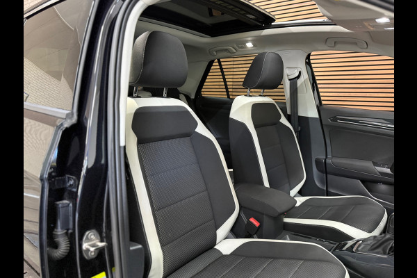 Volkswagen T-Roc 1.5 TSI Sport | Panorama | ACC | Virtual Cockpit | Camera | LED | Lane Assist | 2020
