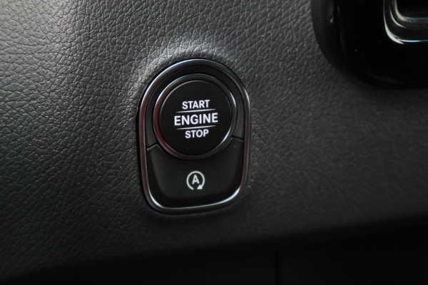 Mercedes-Benz Sprinter 319 CDI L2H2 Select 3-Zits, LED, Camera, Apple Carplay, Standkachel, PDC