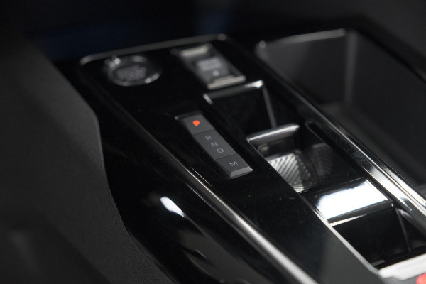 Peugeot 3008 PureTech 130 EAT8 GT | Camera | Dodehoekdetectie | Adaptieve Cruise Control