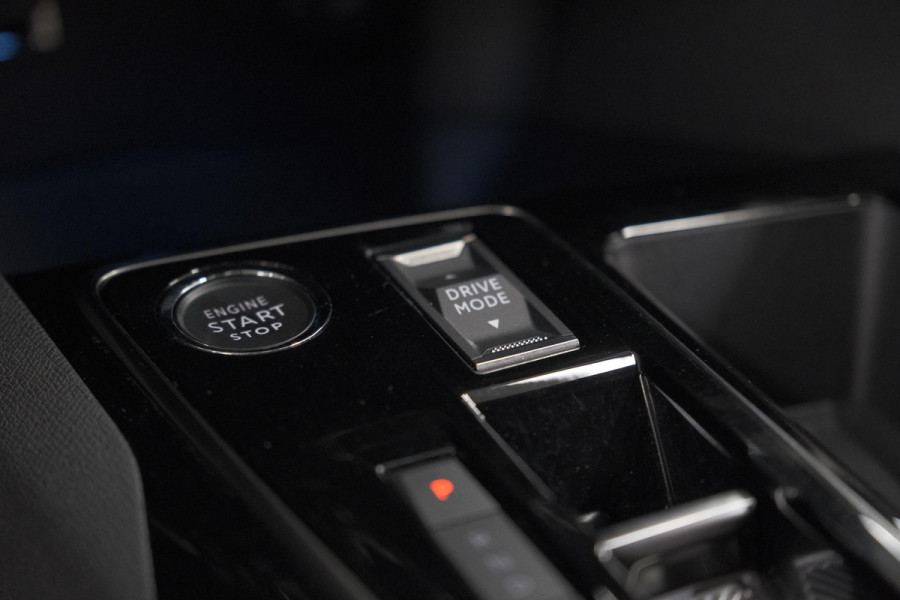 Peugeot 3008 PureTech 130 EAT8 GT | Camera | Dodehoekdetectie | Adaptieve Cruise Control