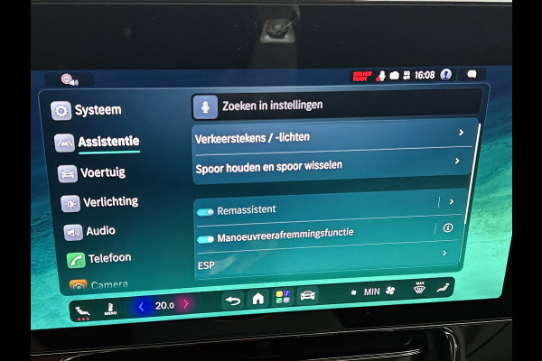 Mercedes-Benz CLA-Klasse Shooting Brake 250+ Business Solution AMG 85 kWh | Nightpakket | Trekhaak | Vast panoramadak |Sportstoelen | Massagefunctie | Warmtewerend, donkergetint glas | 18 inch vijfspaaks lichtmetalen AMG-velgen |