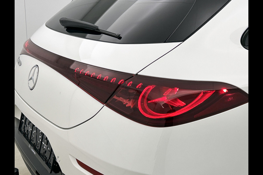 Mercedes-Benz CLA-Klasse Shooting Brake 250+ Business Solution AMG 85 kWh | Nightpakket | Trekhaak | Vast panoramadak |Sportstoelen | Massagefunctie | Warmtewerend, donkergetint glas | 18 inch vijfspaaks lichtmetalen AMG-velgen |