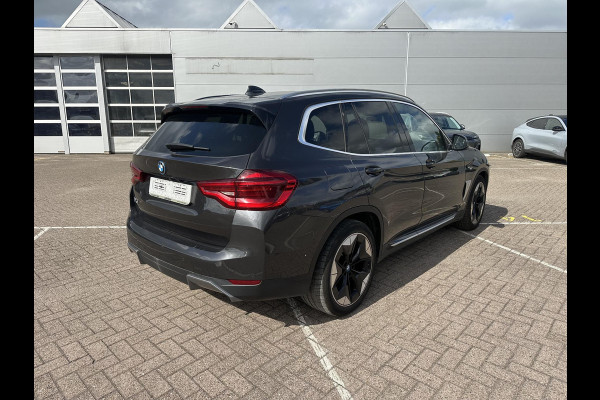 BMW iX3 High Executive 80 kWh Nieuw binnen, meer foto’s volgen nog | Panoramadak | Stoelverwarming | 360 graden camera |  Bestuurdersstoel Met Geheugen | Keyless entry | Sportstoelen | Head Up Display