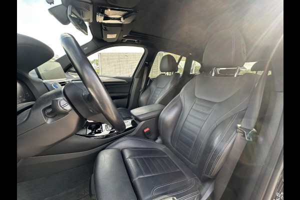 BMW iX3 High Executive 80 kWh Nieuw binnen, meer foto’s volgen nog | Panoramadak | Stoelverwarming | 360 graden camera |  Bestuurdersstoel Met Geheugen | Keyless entry | Sportstoelen | Head Up Display