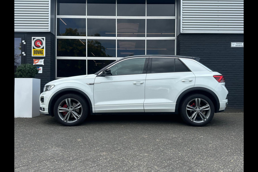 Volkswagen T-Roc 1.5 Sport R-Line, Two-Tone, Automaat, Bluetooth, CarPlay, Camera, Cruise, Trekhaak, PDC