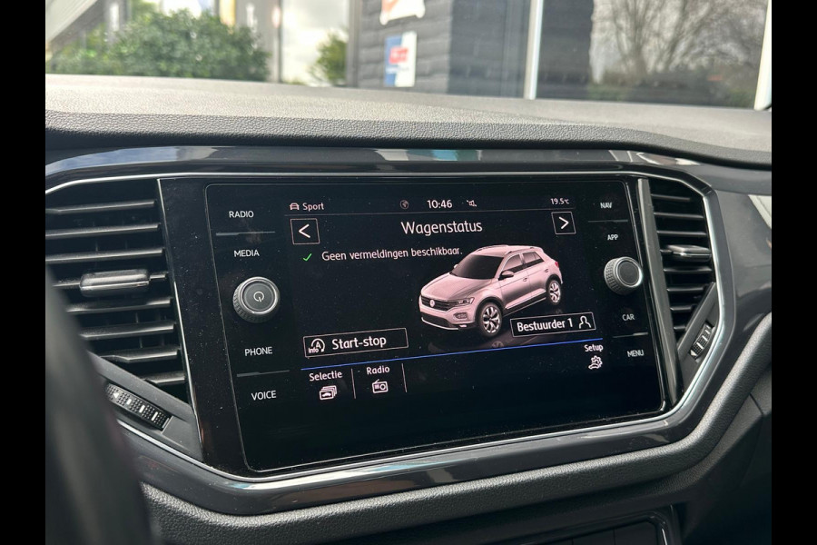 Volkswagen T-Roc 1.5 Sport R-Line, Two-Tone, Automaat, Bluetooth, CarPlay, Camera, Cruise, Trekhaak, PDC