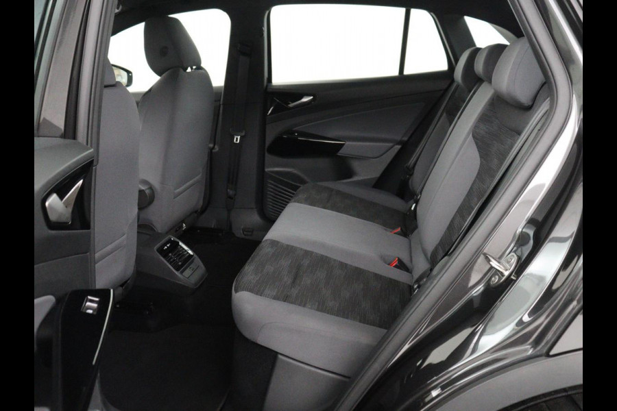 Volkswagen ID.4 Life 77 kWh | SOH 90.9% | Stoel & Stuurverwarming | Parkeerhulp | Adaptive cruise | navigatie | DAB+ | Carplay | Bluetooth | Climate control | Sfeerverlichting