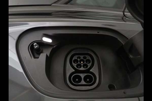 Volkswagen ID.4 Life 77 kWh | SOH 90.9% | Stoel & Stuurverwarming | Parkeerhulp | Adaptive cruise | navigatie | DAB+ | Carplay | Bluetooth | Climate control | Sfeerverlichting