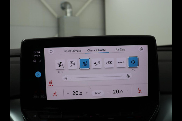 Volkswagen ID.4 Life 77 kWh | SOH 90.9% | Stoel & Stuurverwarming | Parkeerhulp | Adaptive cruise | navigatie | DAB+ | Carplay | Bluetooth | Climate control | Sfeerverlichting