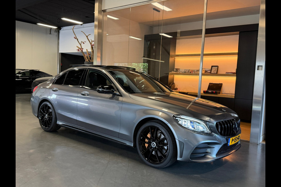 Mercedes-Benz C-Klasse 300 250PK AMG Night full option dealer onderhouden EQ