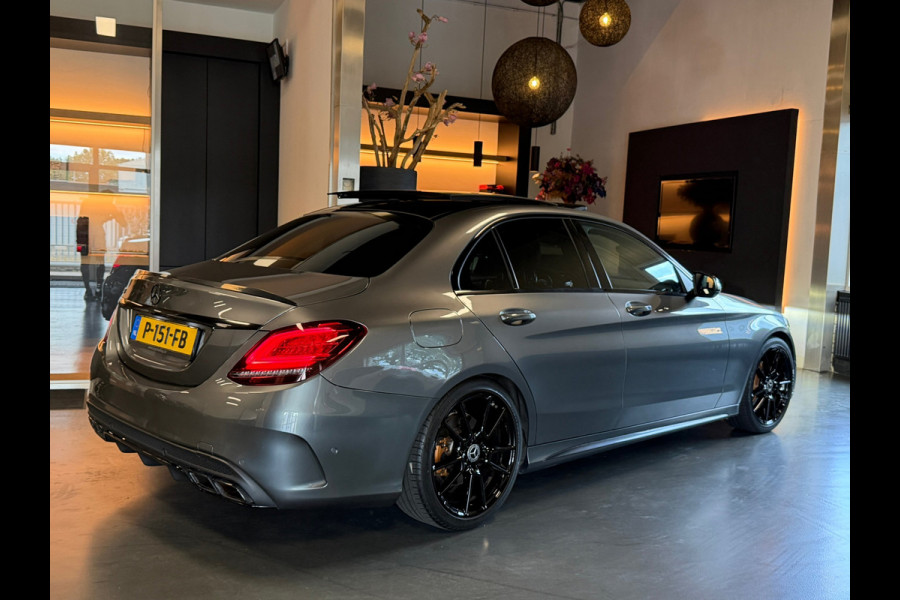 Mercedes-Benz C-Klasse 300 250PK AMG Night full option dealer onderhouden EQ
