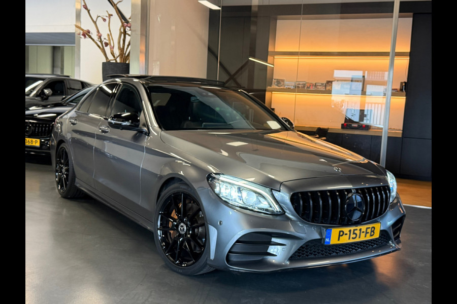 Mercedes-Benz C-Klasse 300 250PK AMG Night full option dealer onderhouden EQ