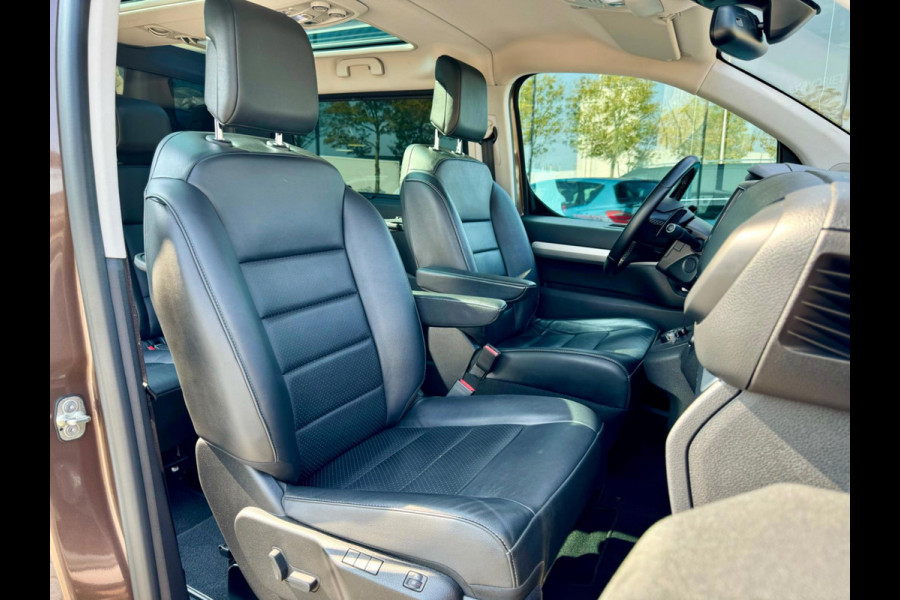 Toyota ProAce Verso 2.0 177pk Aut DC Executive, Elek. deuren, Massage stoelen, Panodak