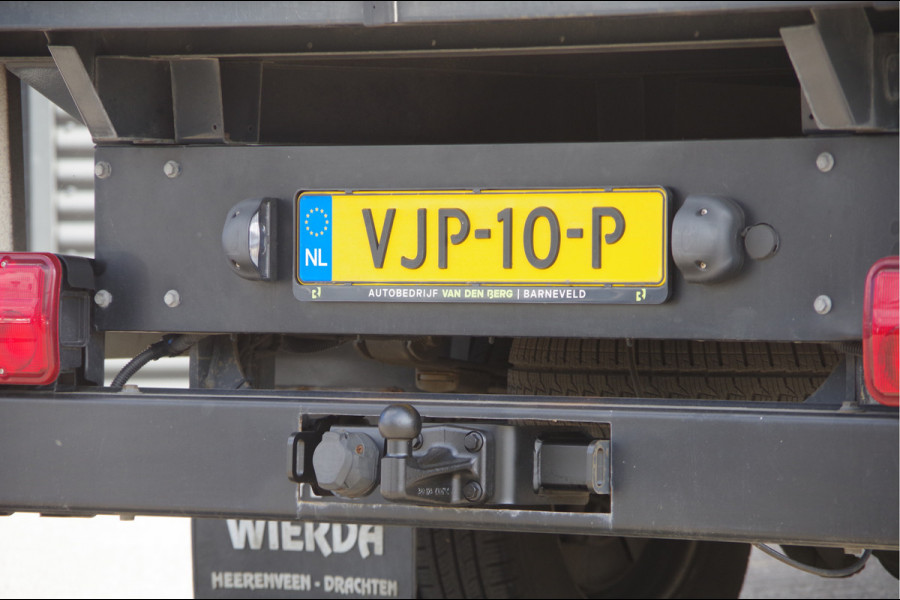 MAN TGE 3.180 50 2.0 L4 OPEN LAADBAK, N1, AUT. DUBBELLUCHT, 3.5T TREKHAAK, LED, CRUISE, MF STUURWIEL, PICK UP, PICK-UP, NL AUTO, NAP