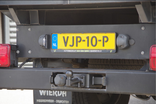 MAN TGE 3.180 50 2.0 L4 OPEN LAADBAK, N1, AUT. DUBBELLUCHT, 3.5T TREKHAAK, LED, CRUISE, MF STUURWIEL, PICK UP, PICK-UP, NL AUTO, NAP
