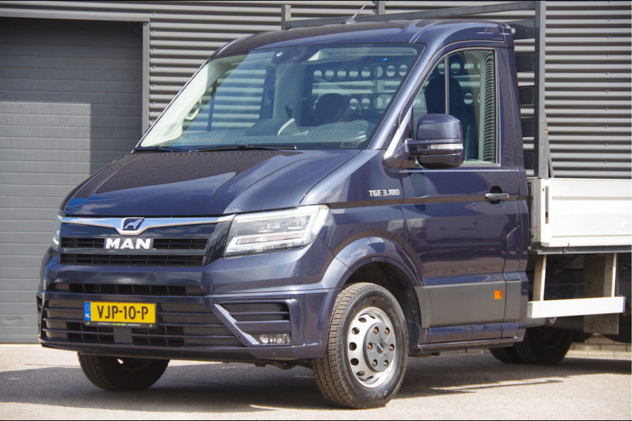 MAN TGE 3.180 50 2.0 L4 OPEN LAADBAK, N1, AUT. DUBBELLUCHT, 3.5T TREKHAAK, LED, CRUISE, MF STUURWIEL, PICK UP, PICK-UP, NL AUTO, NAP