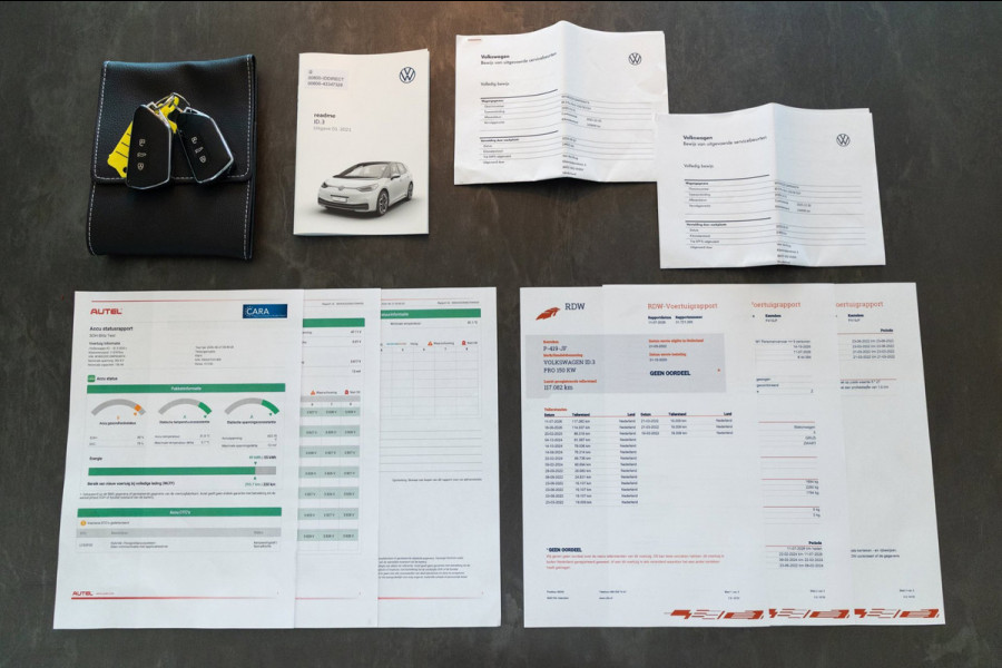 Volkswagen ID.3 First Plus 58 kWh Soh 89% I Panoramadak I Trekhaak I Cruise I Camera I Ergo Active I Zeer netjes