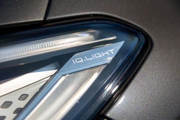 Volkswagen ID.3 First Plus 58 kWh Soh 89% I Panoramadak I Trekhaak I Cruise I Camera I Ergo Active I Zeer netjes