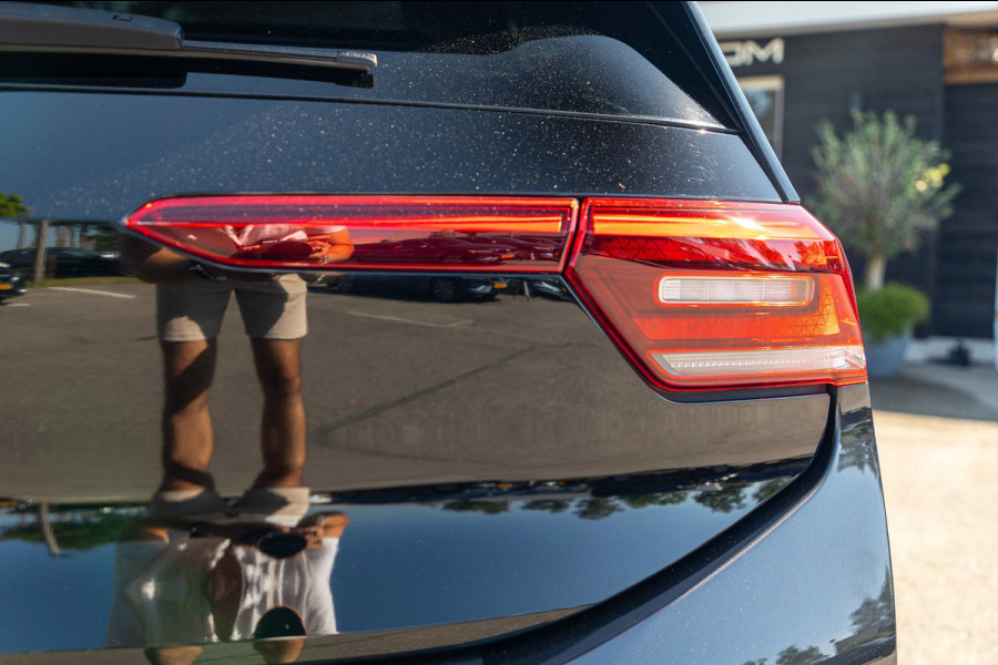 Volkswagen ID.3 First Plus 58 kWh Soh 89% I Panoramadak I Trekhaak I Cruise I Camera I Ergo Active I Zeer netjes