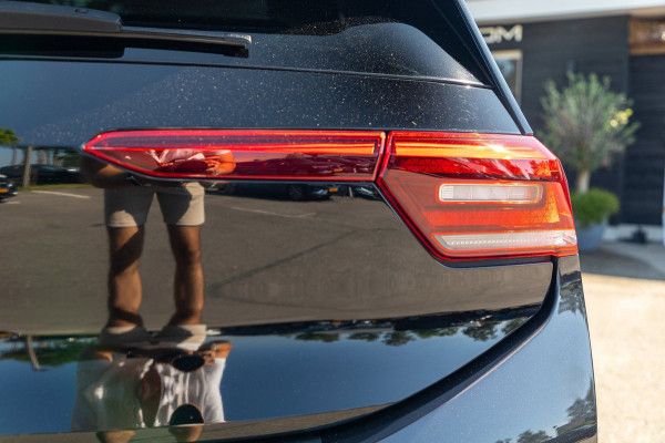 Volkswagen ID.3 First Plus 58 kWh Soh 89% I Panoramadak I Trekhaak I Cruise I Camera I Ergo Active I Zeer netjes