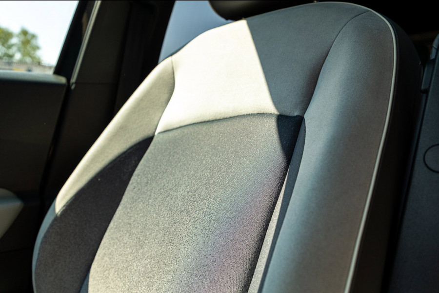 Volkswagen ID.3 First Plus 58 kWh Soh 89% I Panoramadak I Trekhaak I Cruise I Camera I Ergo Active I Zeer netjes