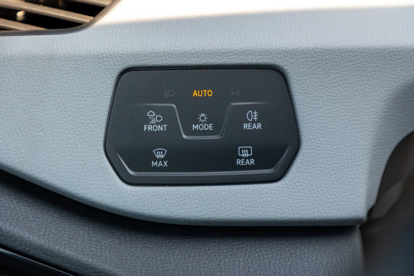 Volkswagen ID.3 First Plus 58 kWh Soh 89% I Panoramadak I Trekhaak I Cruise I Camera I Ergo Active I Zeer netjes