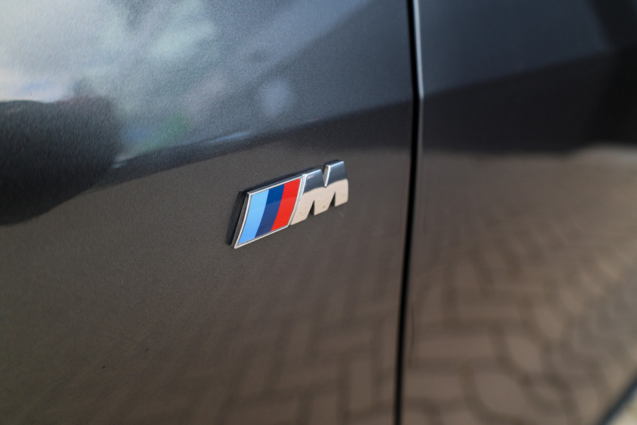 BMW 1-serie 118i Executive Edition | NAP! | PANO | M-SPORT | CAMERA | CARPLAY | LED |