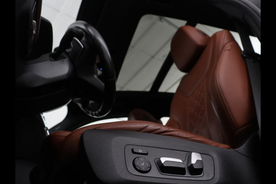 BMW X3 xDrive30e M Sport | SOH 87,9% | Panoramadak | Trekhaak | Stoelverwarming voor & achter | Head-up | 360 Camera | Navigatie | DAB+ | Bluethooth | Carplay | Sfeerverlichting | Climate control | Cruise control
