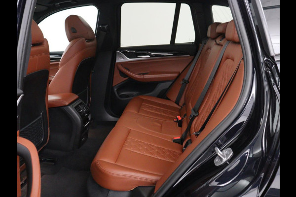 BMW X3 xDrive30e M Sport | SOH 87,9% | Panoramadak | Trekhaak | Stoelverwarming voor & achter | Head-up | 360 Camera | Navigatie | DAB+ | Bluethooth | Carplay | Sfeerverlichting | Climate control | Cruise control