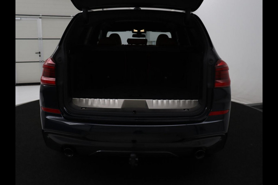BMW X3 xDrive30e M Sport | SOH 87,9% | Panoramadak | Trekhaak | Stoelverwarming voor & achter | Head-up | 360 Camera | Navigatie | DAB+ | Bluethooth | Carplay | Sfeerverlichting | Climate control | Cruise control