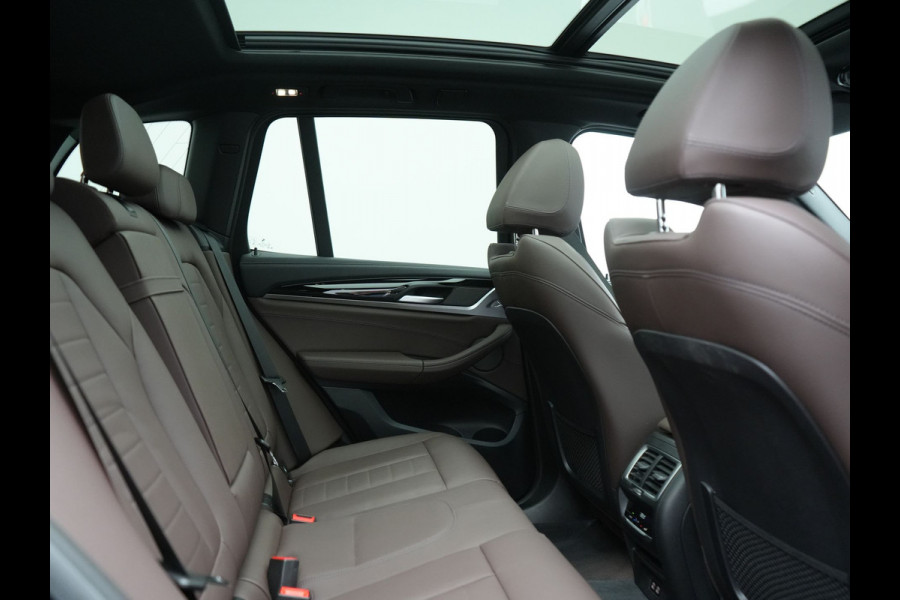 BMW iX3 M Sport High Executive 80 kWh 286pk Dealer O.H. SOH 95% | Trekhaak Af Fabriek | Panodak | Head Up | 360 Camera | Harman / Kardon | Lederen Sportstoelen Memory & Verwarmd | Keyless | Blis | Sfeerverlichting | 20"L.M | Adaptive LED |