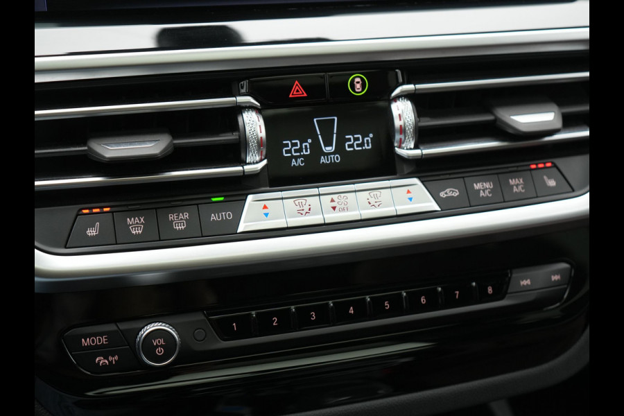 BMW iX3 M Sport High Executive 80 kWh 286pk Dealer O.H. SOH 95% | Trekhaak Af Fabriek | Panodak | Head Up | 360 Camera | Harman / Kardon | Lederen Sportstoelen Memory & Verwarmd | Keyless | Blis | Sfeerverlichting | 20"L.M | Adaptive LED |