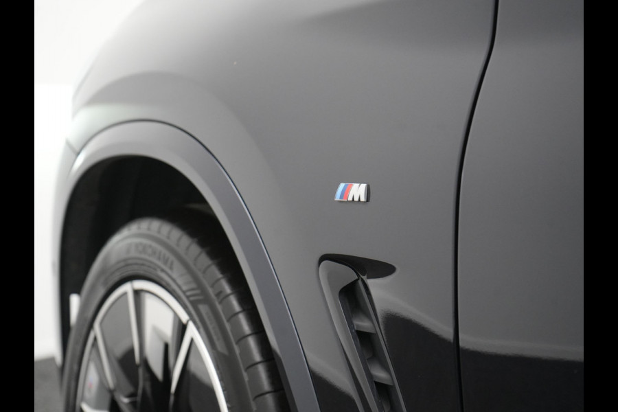 BMW iX3 M Sport High Executive 80 kWh 286pk Dealer O.H. SOH 95% | Trekhaak Af Fabriek | Panodak | Head Up | 360 Camera | Harman / Kardon | Lederen Sportstoelen Memory & Verwarmd | Keyless | Blis | Sfeerverlichting | 20"L.M | Adaptive LED |