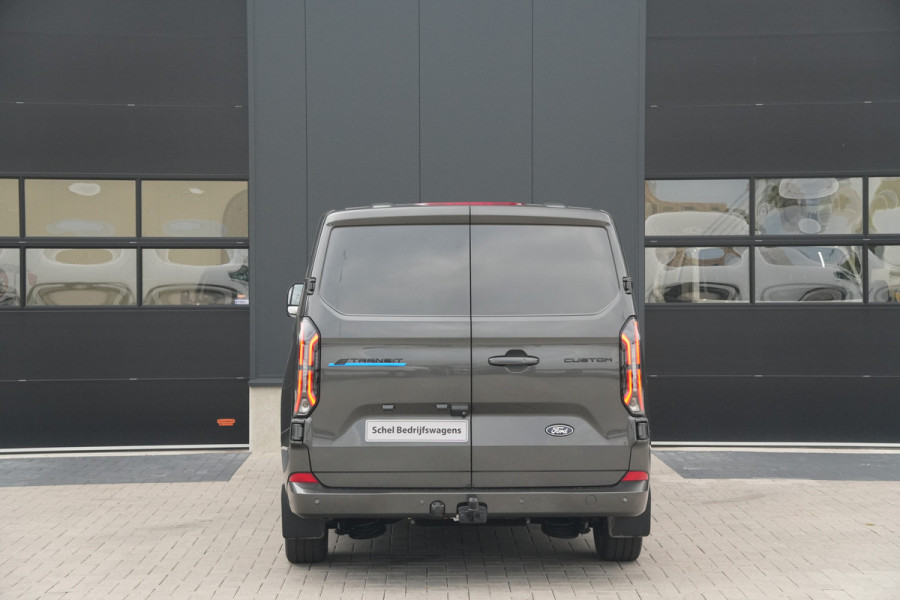 Ford E-Transit Custom 340 L2H1 Limited 71 kWh 218pk - AGR Bestuurdersstoel - Trekhaak - ACC - B&O - Navi - Stoel/Stuurverwarming - 360 Camera - Blinds
