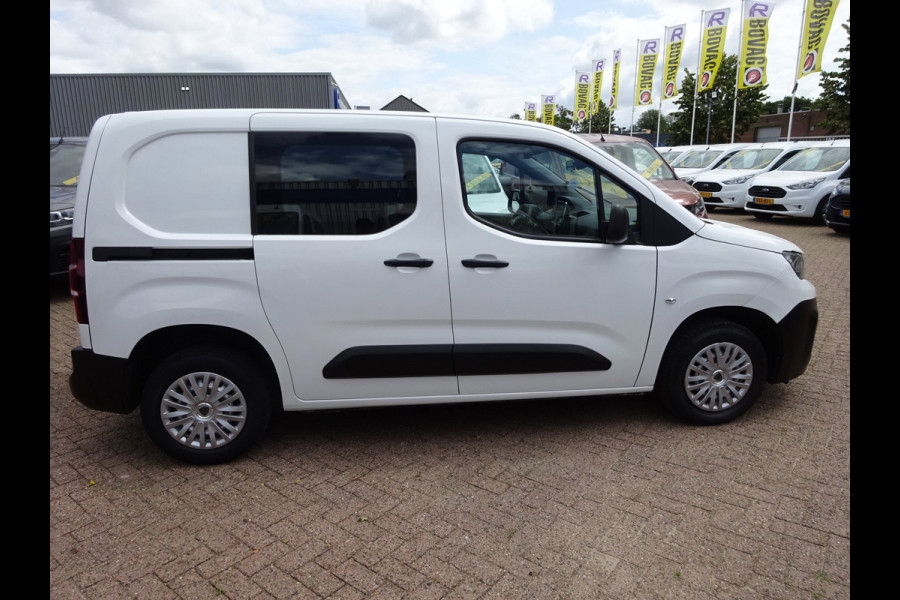 Peugeot Partner 1.2 PureTech Pro BENZINE AIRCO NAVI CRUISE CONTROL PDC SCHUIFDEUR
