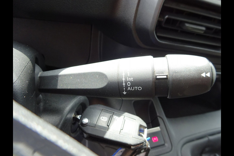 Peugeot Partner 1.2 PureTech Pro BENZINE AIRCO NAVI CRUISE CONTROL PDC SCHUIFDEUR