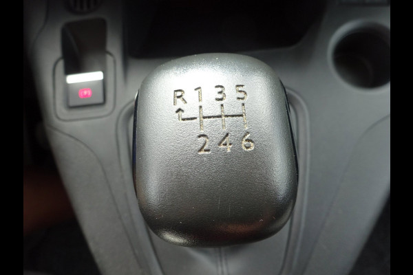 Peugeot Partner 1.2 PureTech Pro BENZINE AIRCO NAVI CRUISE CONTROL PDC SCHUIFDEUR
