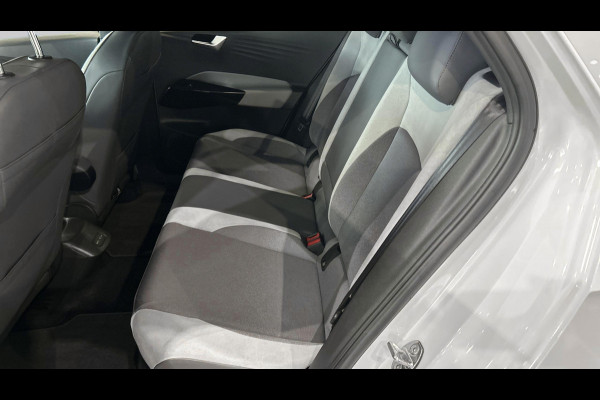 Volkswagen ID.3 First Plus 58 kWh Navigatie Stoelverwarming Acc App connect
