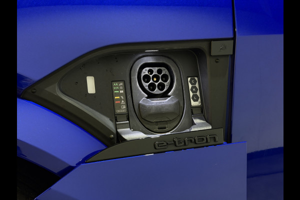 Audi SQ8 Sportback e-tron SQ8 115 kWh | Valcona Leder | Panoramadak | Trekhaak | 22'' | Matrix LED | Memory | B&O |