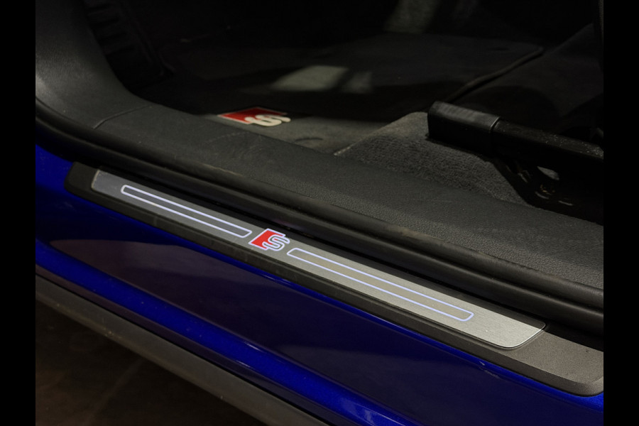 Audi SQ8 Sportback e-tron SQ8 115 kWh | Valcona Leder | Panoramadak | Trekhaak | 22'' | Matrix LED | Memory | B&O |