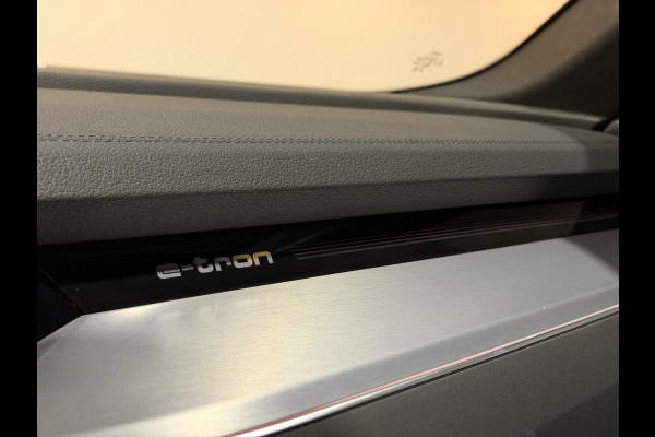 Audi SQ8 Sportback e-tron SQ8 115 kWh | Valcona Leder | Panoramadak | Trekhaak | 22'' | Matrix LED | Memory | B&O |